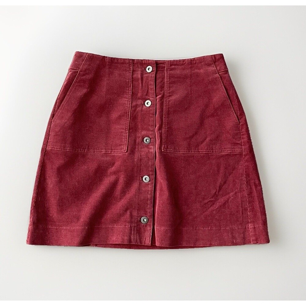 Uniqlo Burgundy Corduroy Mini Skirt Size 6 Button Front Pockets Fall